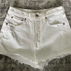 Abercrombie & Fitch High Rise Mom Shorts - Curve Love Size 28/6